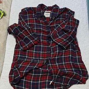 American Eagle Outfitters Red and Blue Plaid Shirt